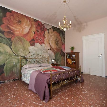 Liberi Mercanti - Guest House Affittacamere Lucca Exterior foto